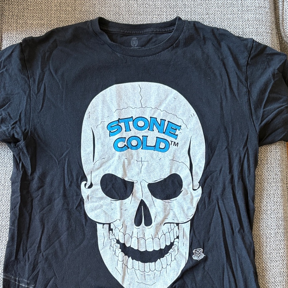 WWE Vintage Stone Cold Steve Austin Skull Graphic T-Shirt - Size M